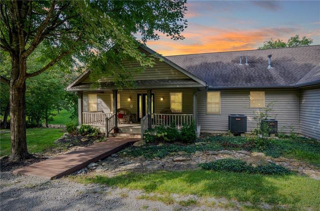 2022 Lake Viking Terrace, Gallatin, MO 64640