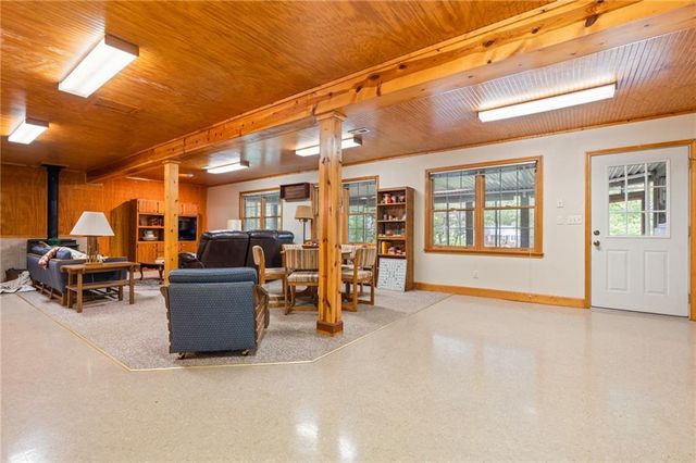 2022 Lake Viking Terrace, Gallatin, MO 64640