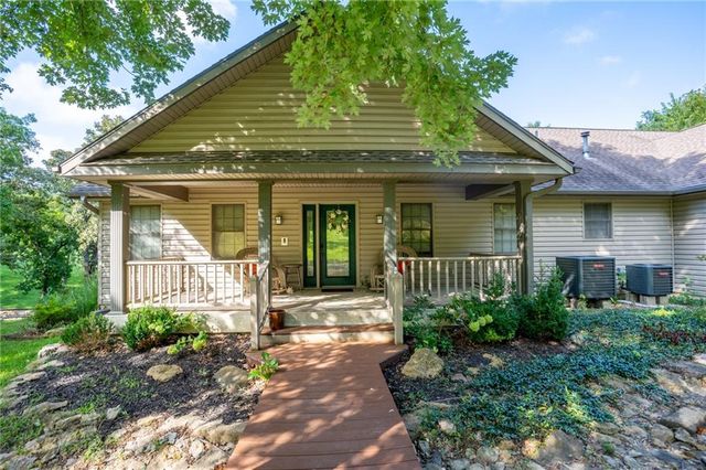 2022 Lake Viking Terrace, Gallatin, MO 64640