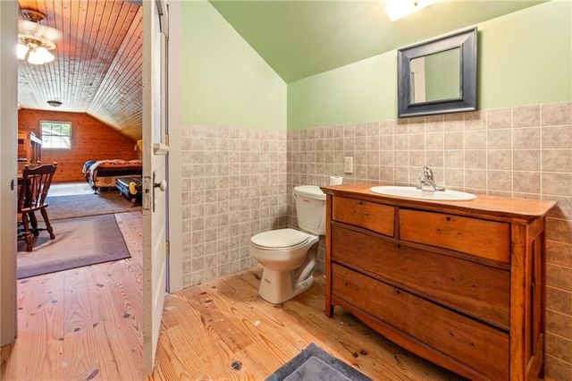 2022 Lake Viking Terrace, Gallatin, MO 64640