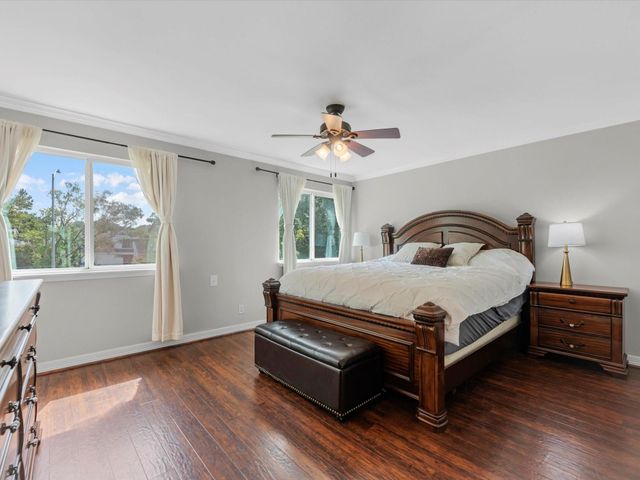 1615 S Kirkwood Road, Houston, TX 77077