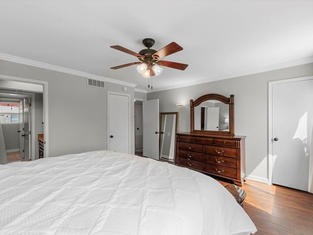 1615 S Kirkwood Road, Houston, TX 77077