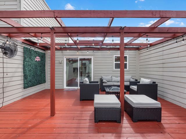 1615 S Kirkwood Road, Houston, TX 77077