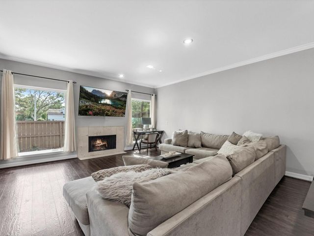 1615 S Kirkwood Road, Houston, TX 77077