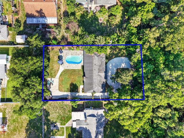 414 W 12TH AVENUE, Mount Dora, FL 32757