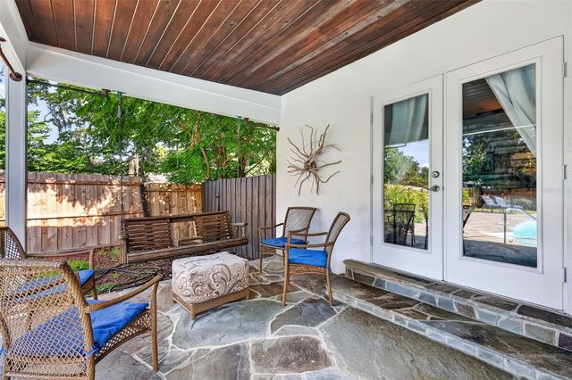 414 W 12TH AVENUE, Mount Dora, FL 32757