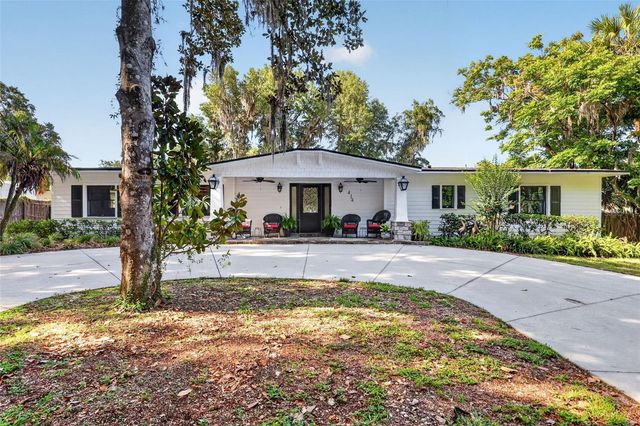 414 W 12TH AVENUE, Mount Dora, FL 32757