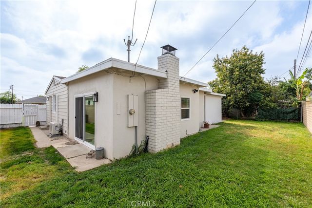 6301 Indiana Avenue, Long Beach, CA 90805