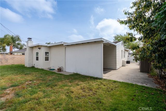 6301 Indiana Avenue, Long Beach, CA 90805