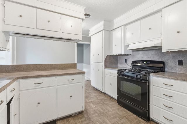 344 Pennington Drive, Alvin, TX 77511