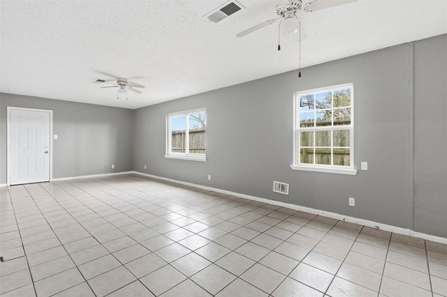 344 Pennington Drive, Alvin, TX 77511