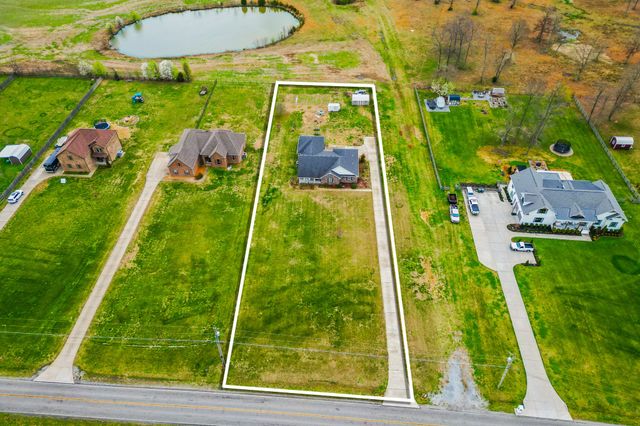 663 Jackson Rd, Portland, TN 37148