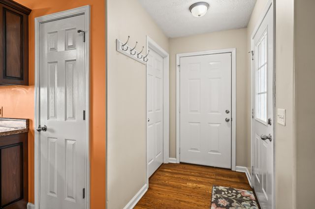 663 Jackson Rd, Portland, TN 37148