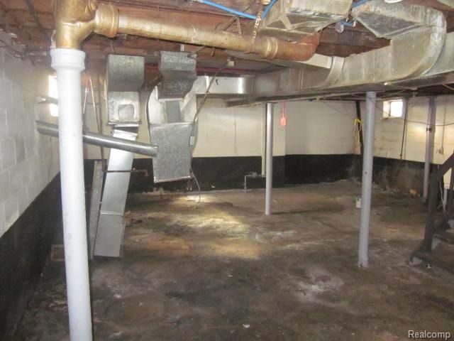 19400 Hickory Street, Detroit, MI 48205