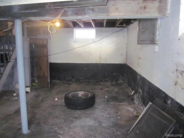 19400 Hickory Street, Detroit, MI 48205