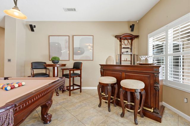 1945 W Picadilly Lane, Hanford, CA 93230