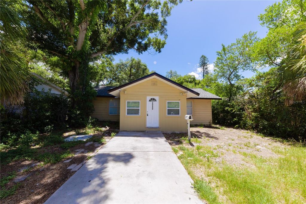 2240 10TH STREET S, St Petersburg, FL 33705