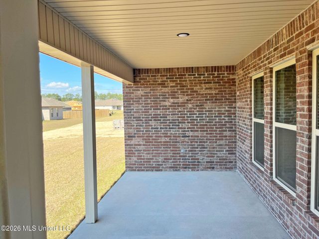 12141 Walker Road, Ocean Springs, MS 39564