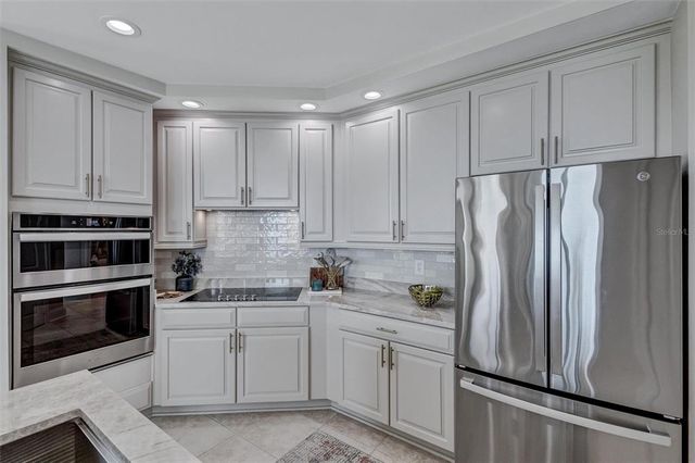 130 RIVIERA DUNES WAY 606, Palmetto, FL 34221