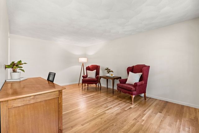 27 Old Homestead Rd, Groton, MA 01450