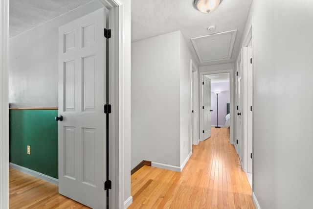 27 Old Homestead Rd, Groton, MA 01450