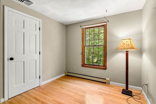 27 Old Homestead Rd, Groton, MA 01450