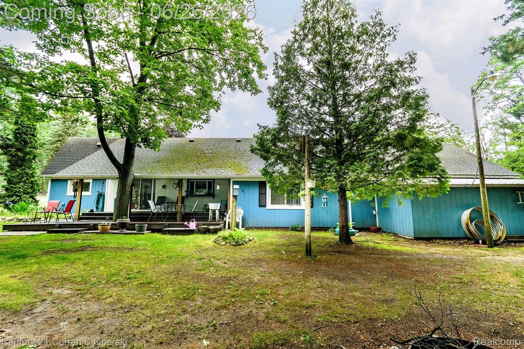 3270 Woods Road, Hayes Township, MI 48625