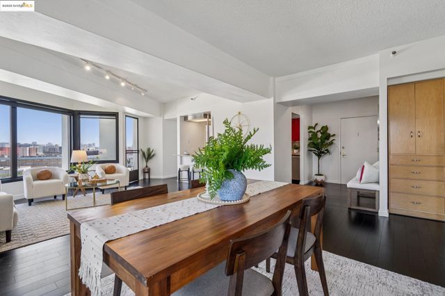 6363 Christie Ave 727, Emeryville, CA 94608