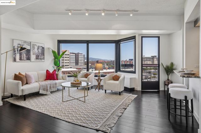 6363 Christie Ave 727, Emeryville, CA 94608