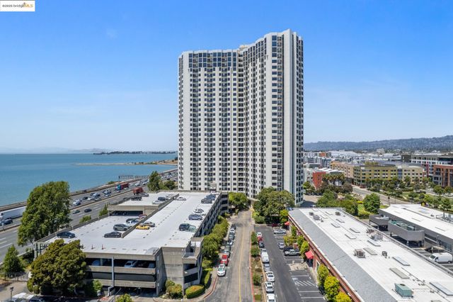 6363 Christie Ave 727, Emeryville, CA 94608
