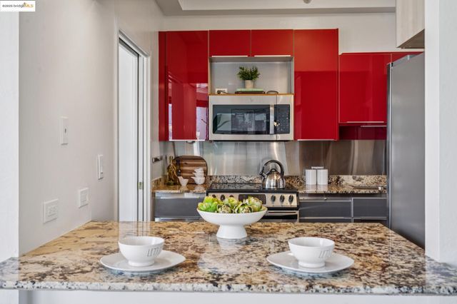 6363 Christie Ave 727, Emeryville, CA 94608