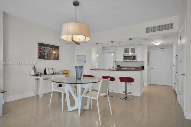 10275 Collins Avenue 315, Bal Harbour, FL 33154