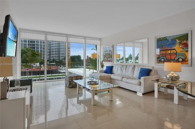 10275 Collins Avenue 315, Bal Harbour, FL 33154