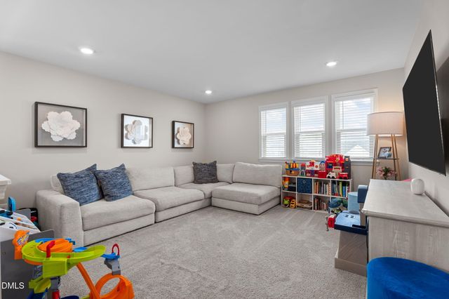 145 Shadowdale Lane, Rolesville, NC 27571