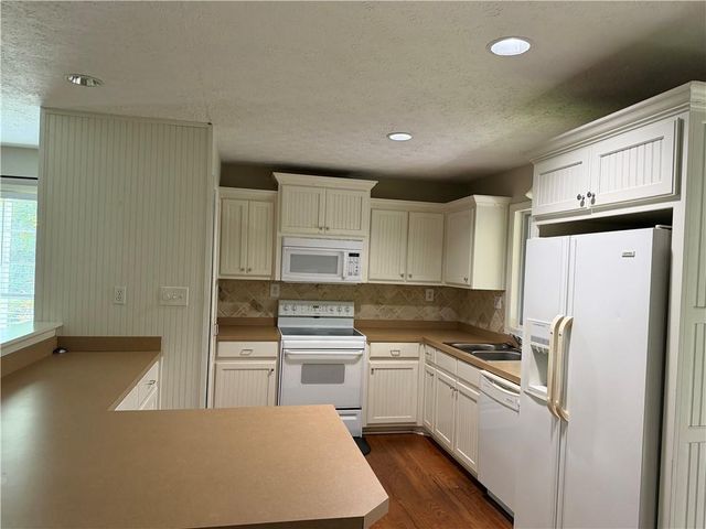 1940 Lakewood Road, Cumming, GA 30041