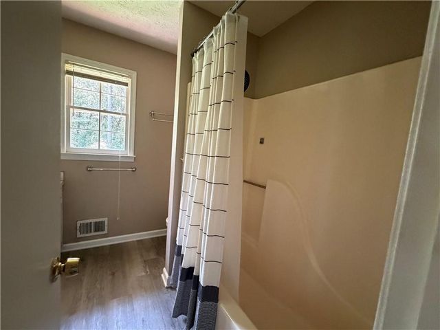 1940 Lakewood Road, Cumming, GA 30041
