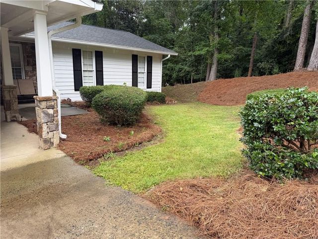 1940 Lakewood Road, Cumming, GA 30041