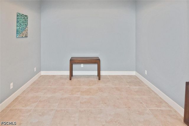 2606 Anguilla DR, Cape Coral, FL 33991