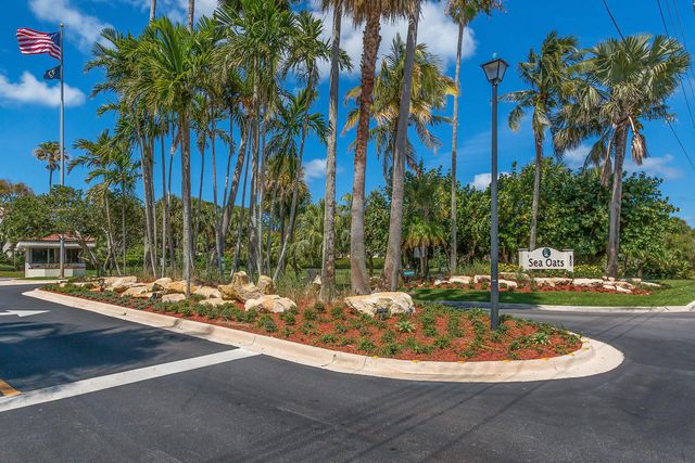 204 SEA OATS Drive D, Juno Beach, FL 33408