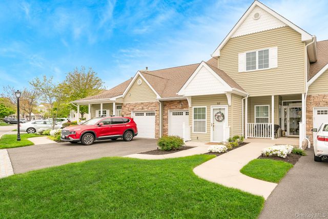 98 Andrew Drive, Mount Sinai, NY 11766