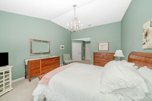 98 Andrew Drive, Mount Sinai, NY 11766