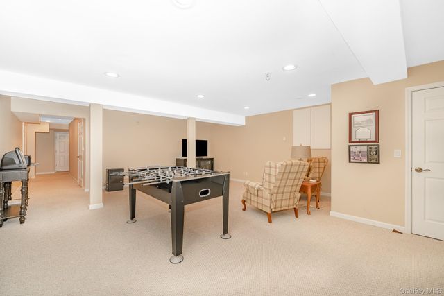 98 Andrew Drive, Mount Sinai, NY 11766