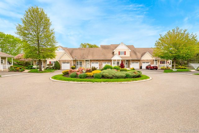 98 Andrew Drive, Mount Sinai, NY 11766
