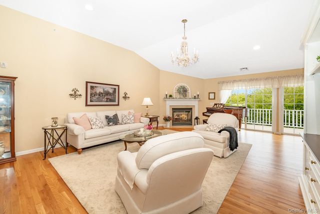 98 Andrew Drive, Mount Sinai, NY 11766