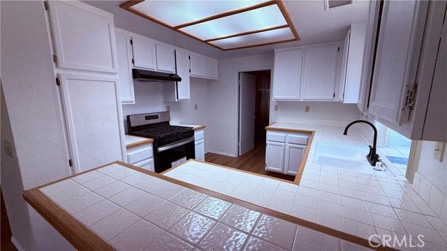 12404 Mammoth Drive, Victorville, CA 92392