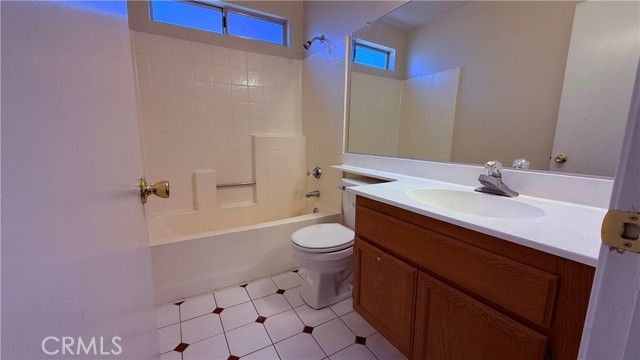 12404 Mammoth Drive, Victorville, CA 92392