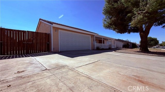12404 Mammoth Drive, Victorville, CA 92392