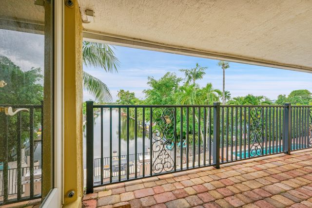 410 SW 15TH Street 202, Pompano Beach, FL 33060