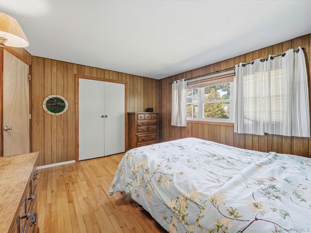 11 Hollow Drive, New City, NY 10956