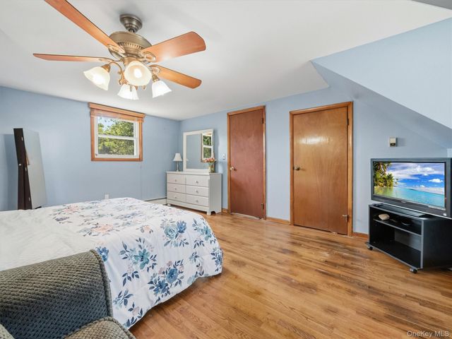 11 Hollow Drive, New City, NY 10956